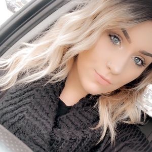 Meet your Posher, Vanessa